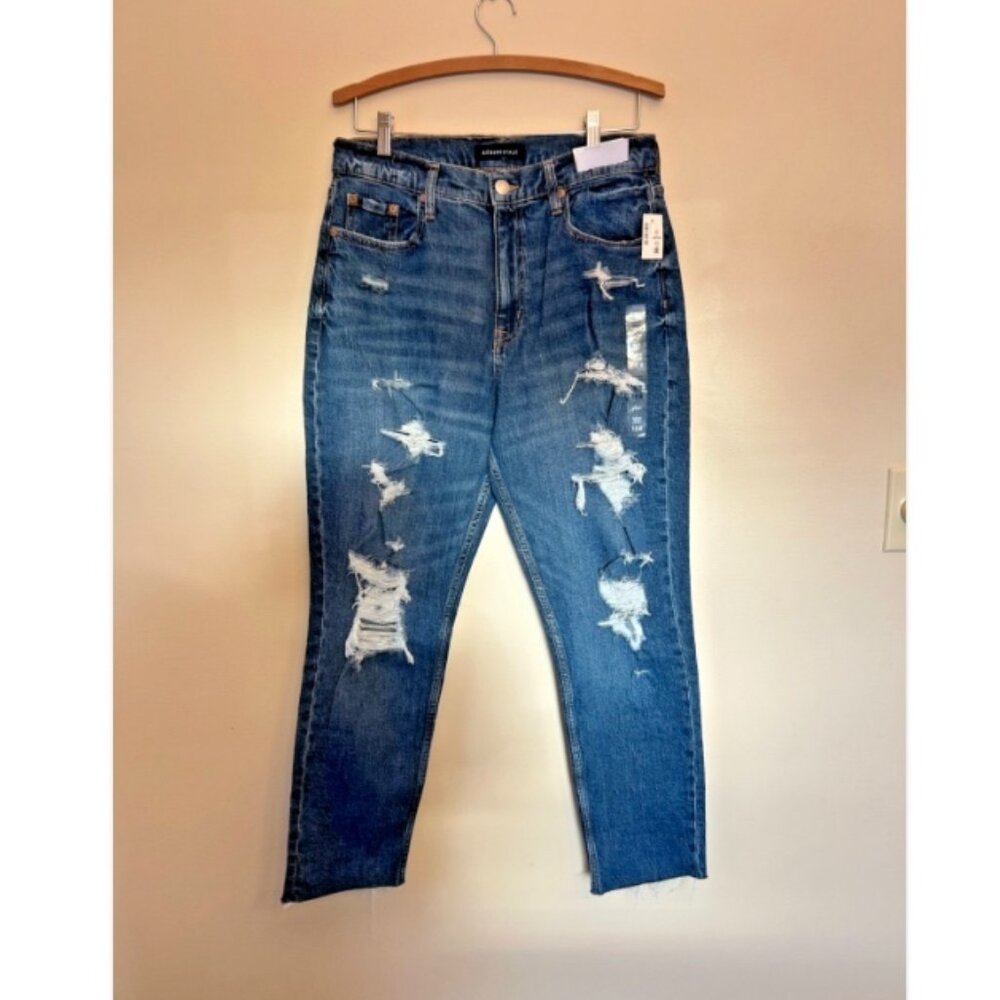 NWT Aeropostale Stretch Mom Jeans Women’s Size 10R Denim Distressed
